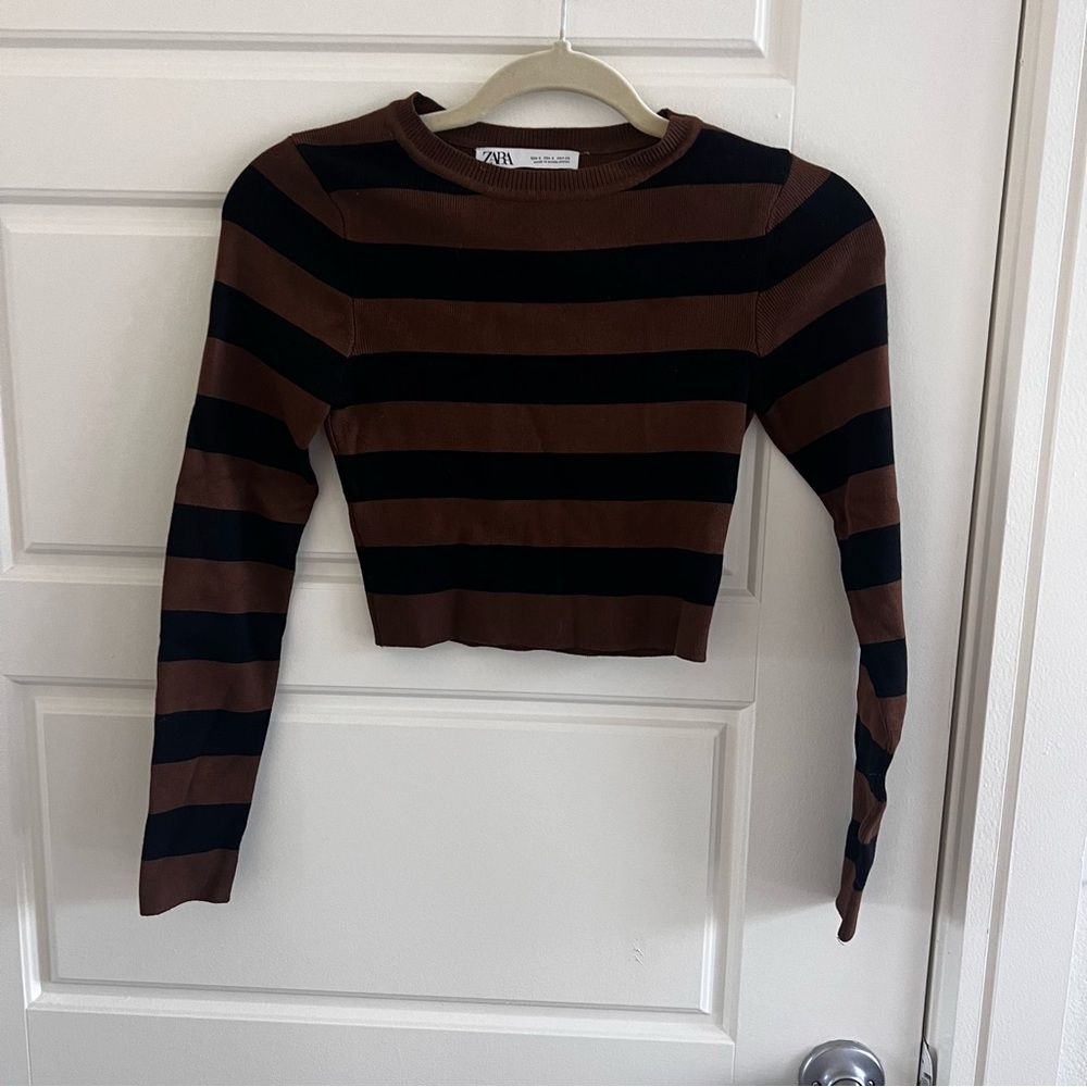 Zara Women's Black and Brown Striped Top